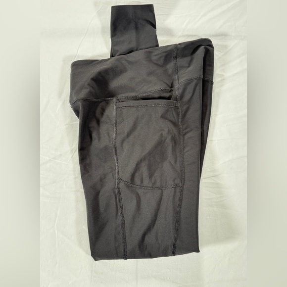 Victoria Secret Sport Black Yoga Athletic Leggings. Size medium Long - Picture 2 of 5
